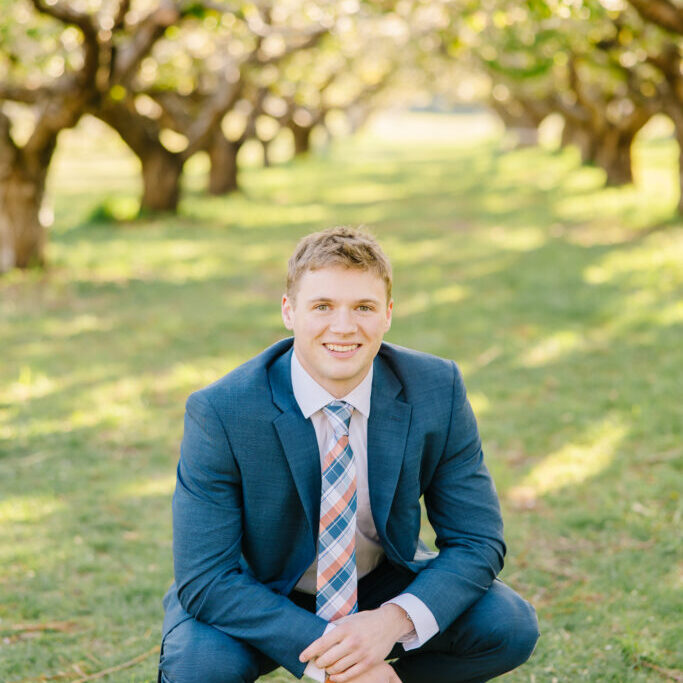 Bountiful Mission Pictures and Elder Thomas