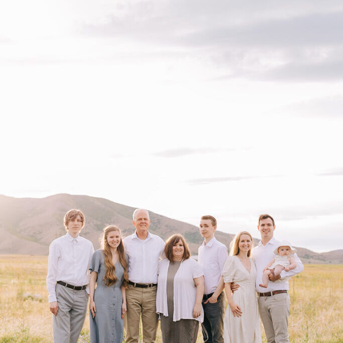 West Jordan Extended Family | Open Field Family Pictures