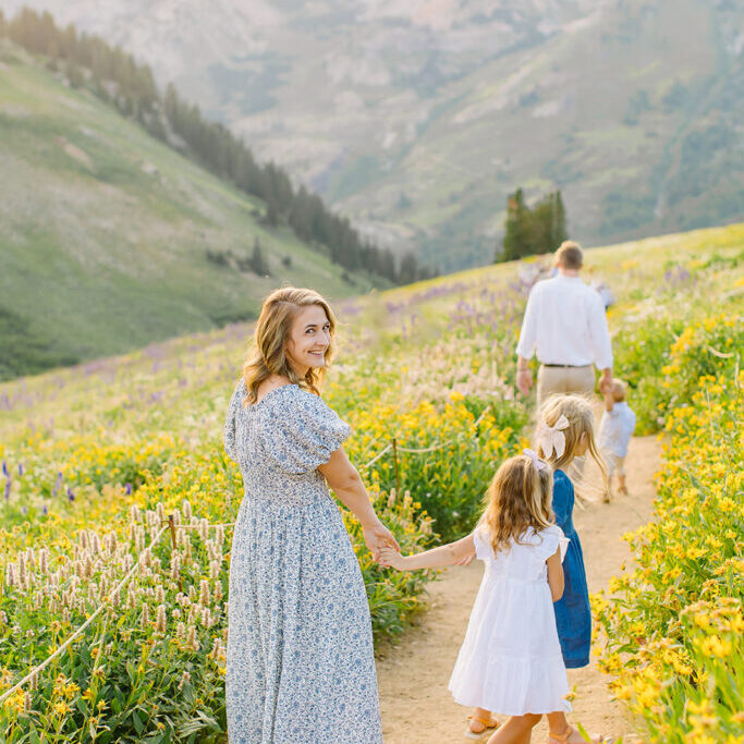 Wildflower Family Pictures | South Jordan Photographer