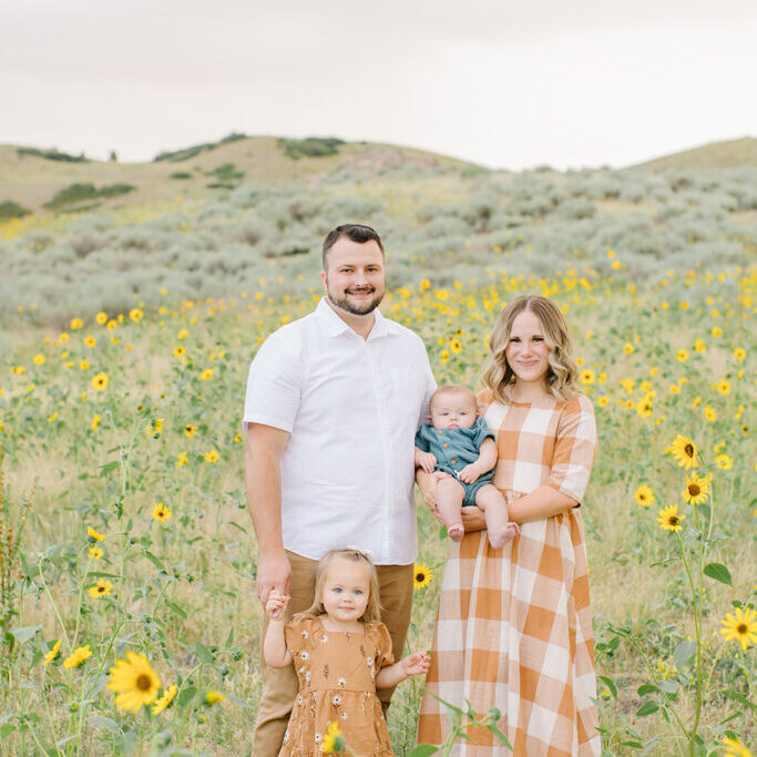 Sunflower Family Pictures | Herriman Family Photographer